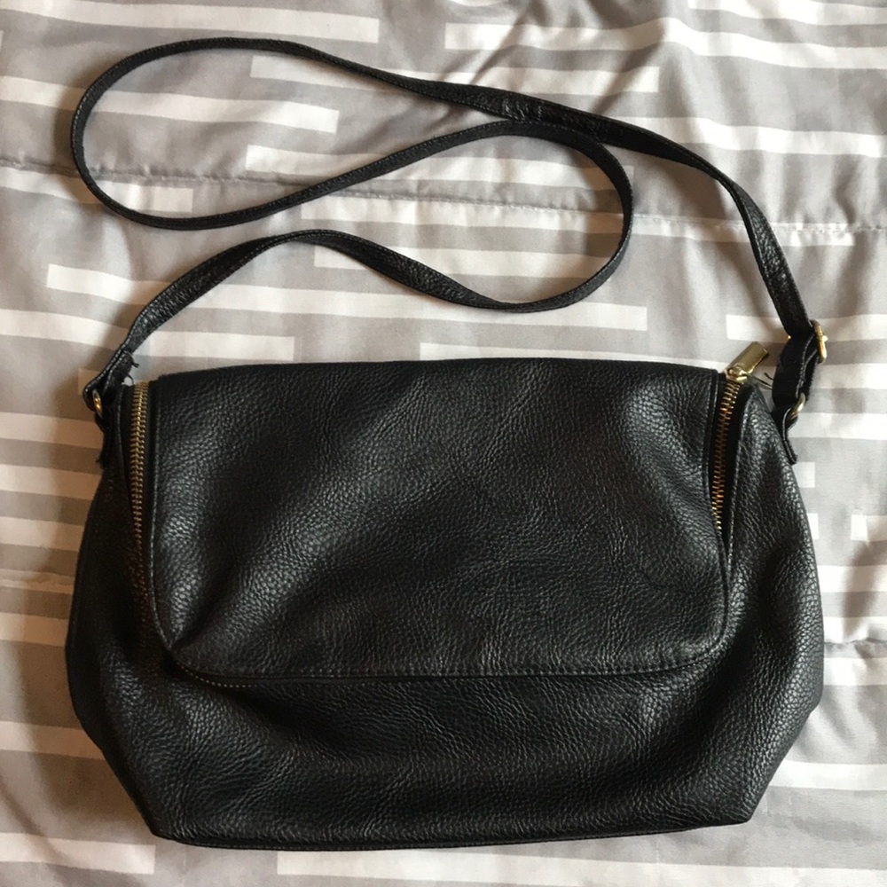 H&M Black crossbody purse